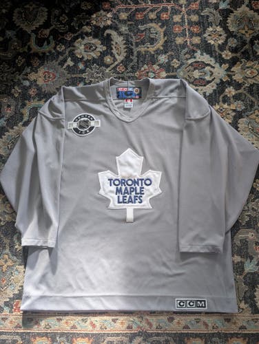 1990 Toronto Maple leafs jersey