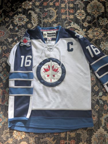 Andrew Ladd Winnipeg Jets jersey