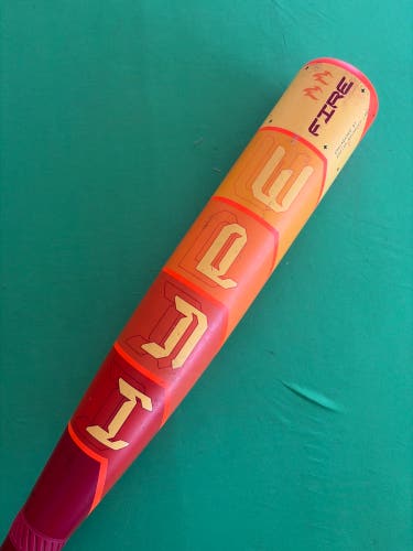 2025 Easton Hype Fire Composite USSSA Bat (-8) 23 oz 31"