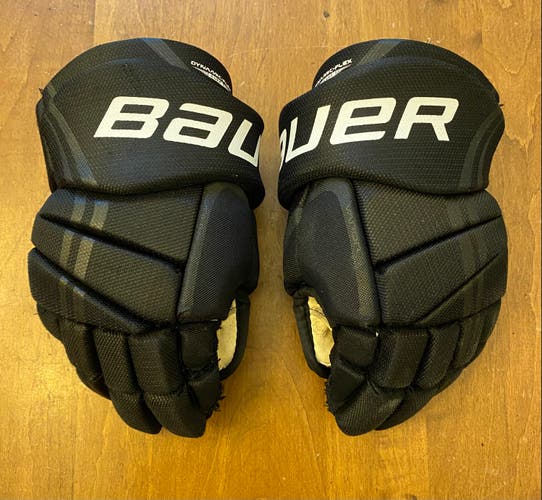 Bauer Vapor X3.0 Junior Hockey Gloves 12” Black White Dynamic ERGO Thumb