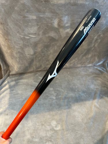Mizuno MZB110 Bamboo Bat Bamboo 34" (Used)