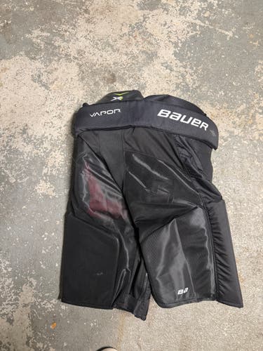 Women's Junior Medium Bauer Vapor X-W Hockey Pants (Used)