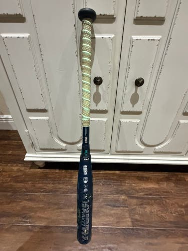 2025 Louisville Slugger Kryo Composite Bat (-11) 18 oz 29" (Used)