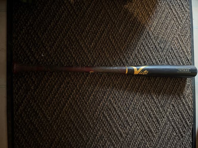 2025 Victus Tatis Maple BBCOR Certified Bat (-3) 29 oz 32" (Used)
