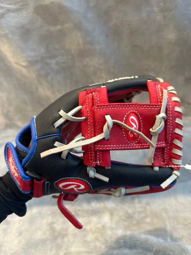 Red Rawlings Playmaker Series RH Infield Baseball Glove 11.5" (Used)
