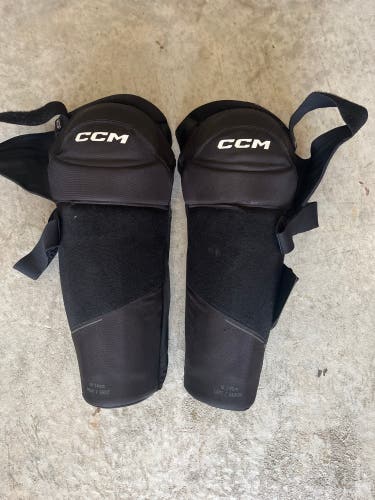 Senior CCM SGREF 16" Shin Pads (Used)