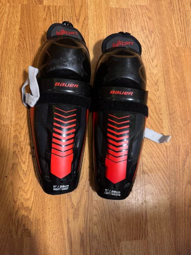 Junior Bauer Lil Sport 11" Shin Pads (Used)