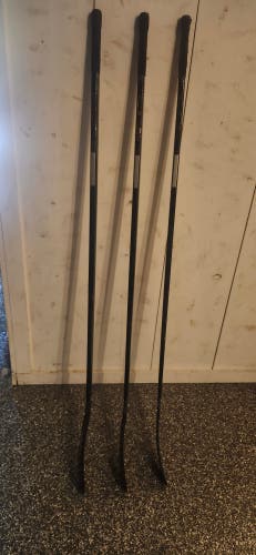 Junior CCM XF Ghost Right Handed Hockey Stick P29+1/4 40 Flex (Used)