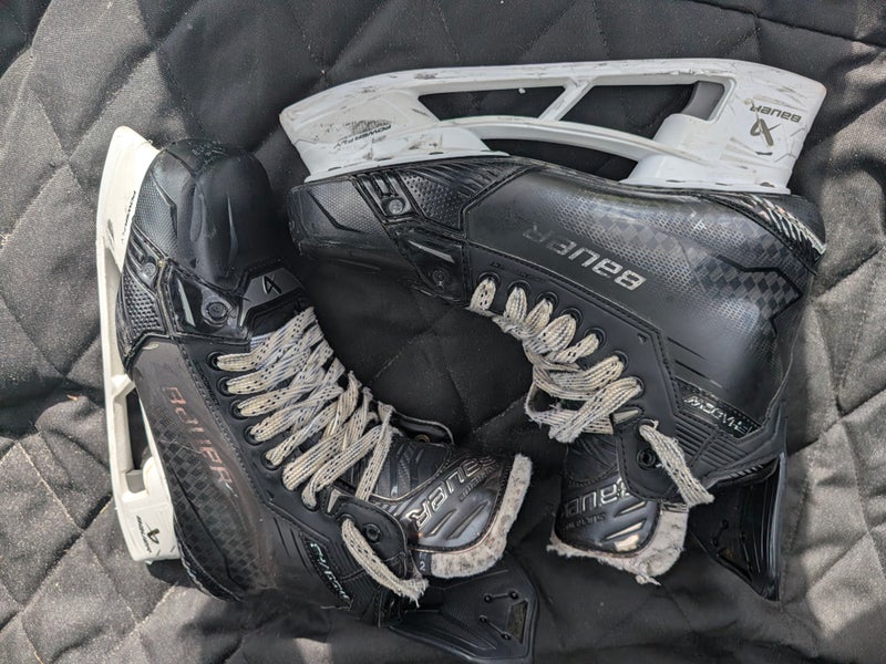 Bauer Supreme Shadow Hockey Skates Regular Width 10.5 (Used)