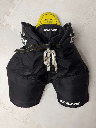 CCM Tacks 9040 Junior Medium Hockey Pants (Used)