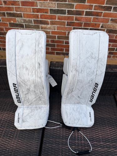 31" Bauer Supreme M5 Pro Goalie Leg Pads (Used)