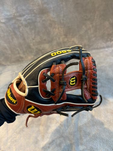 Brown Wilson A500 RH Infield Baseball Glove 11.5" (Used)