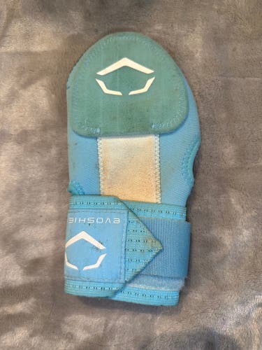 Junior Powder Blue EvoShield Sliding Mitt (Used)