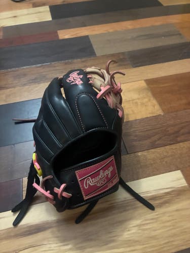 2025 Louisville Slugger RH Infield Baseball Glove 11.5" (Used)