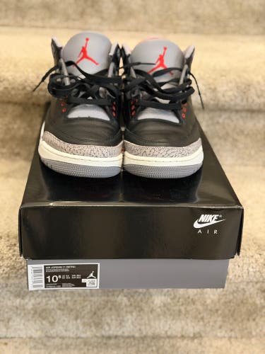 Men's Size M 10.5 (W 11.5) Adult Air Jordan 3 Retro Shoes (Used)