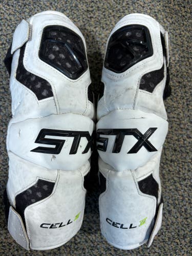 Large Youth STX Cell IV Arm Pads (Used)