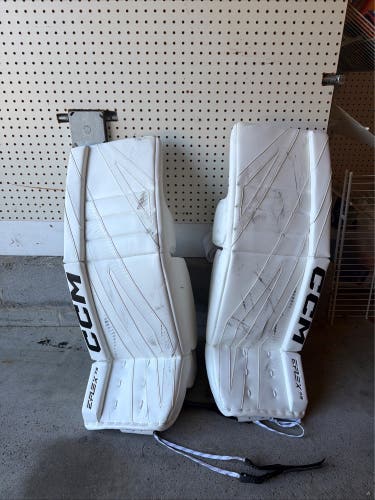 34+1” CCM EFlex 7.9 Goalie Leg Pads (Used)
