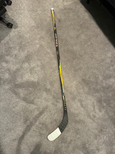Senior Bauer Vapor Flylite Left Hand Hockey Stick P92 77 Flex (New)