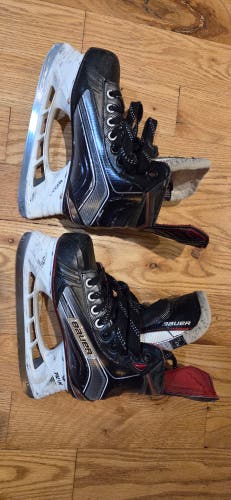 Bauer Vapor Hockey Skates Size 2