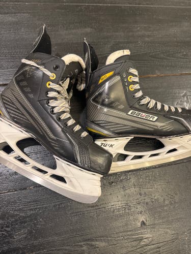 Black/Yellow Bauer Supreme 160 Hockey Skates Regular Width 8.5 (Used)