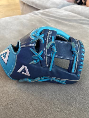 2024 Akadema AWN7 RH Infield Baseball Glove 11.75" (Used)