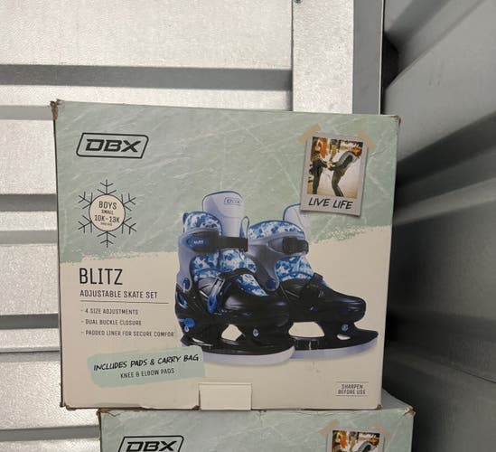 Hockey Skates (New) youth kids 10k-13k