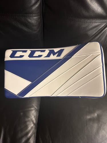 CCM Extreme Flex E5.9 Regular (Used)
