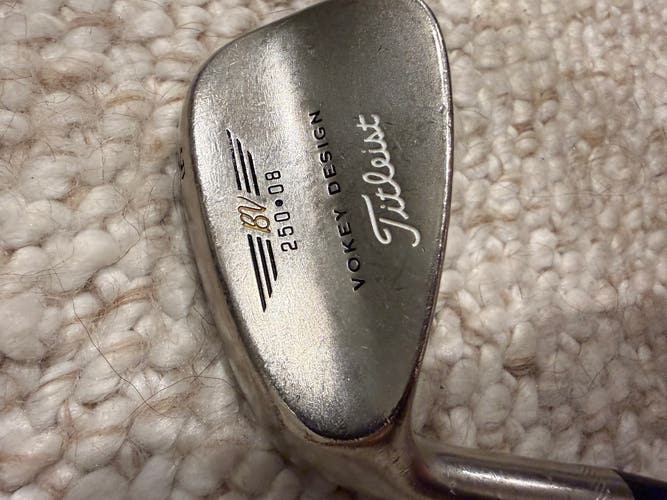 Men's Titleist Vokey Left Hand Wedge Wedge Flex 50 Degree (Used)