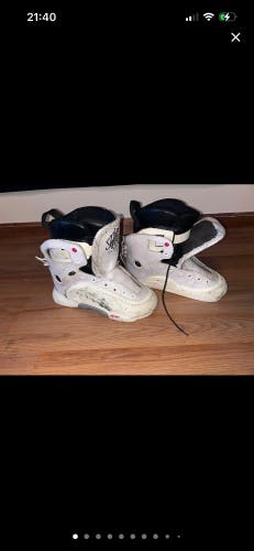 Remz Nils Jansons Skates Size 9 (used)