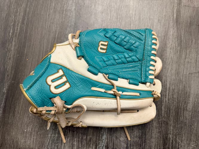 Wilson A500 RH Softball Glove 12.5" (Used)