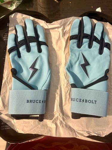 Small Creator Series Batting Gloves (New)