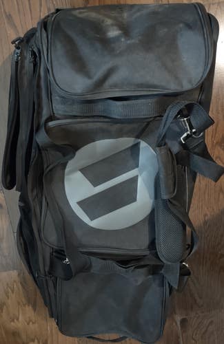 Worth Rolling Catcher's Bag (Used)