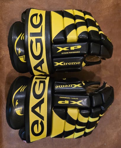 Vintage Eagle XP / X70-Style Hockey Gloves – Black/Yellow – Approx. 14"