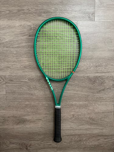 Wilson Blade 98 CV 18x20 string pattern. G3 (4 3/8) V6