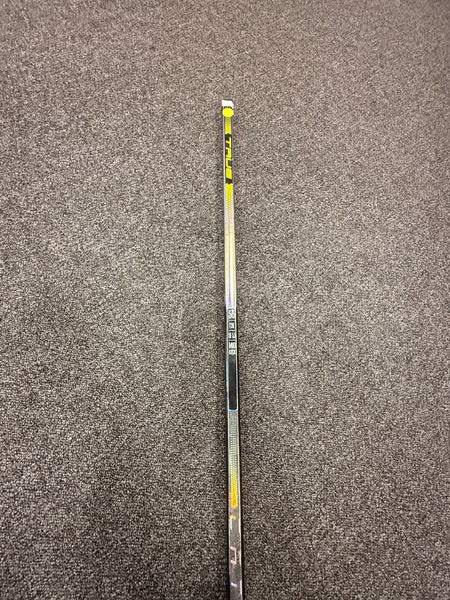 True Catalyst 9x3 Left Handed Intermediate Hockey Stick T28 55 Flex