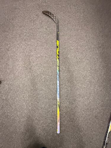 Junior True Catalyst XS3 Right Hand Hockey Stick T92.5 40 Flex (New)