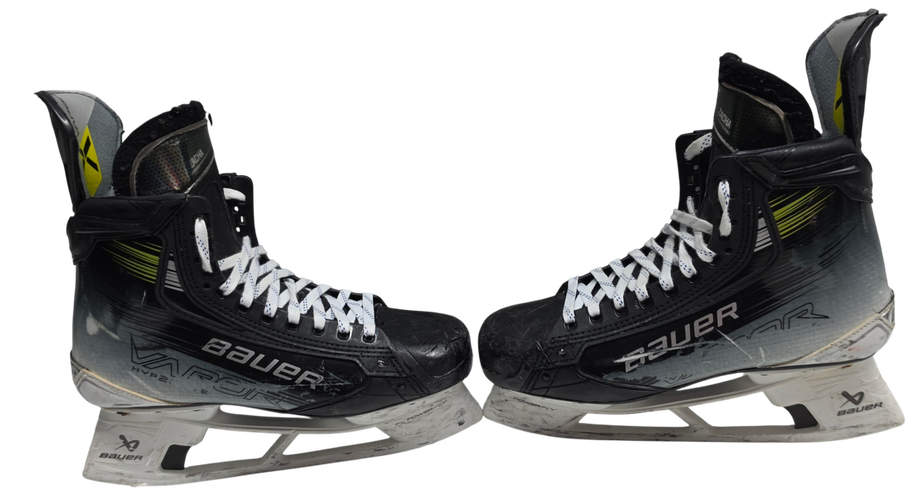 Bauer Vapor Hyperlite 2 Pro Stock Skates 9 D Used NHL (2) (16122)
