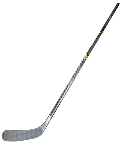 Warrior Novium Pro RH Pro Stock Hockey Stick 80 Flex P90T NHL New RJU LX3 Pro (16136)