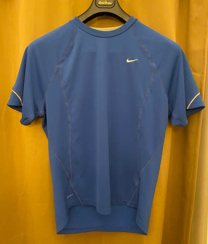 Nike Dri-FIT Athletic Shirt Adult Large Blue Drop Tail Running Training