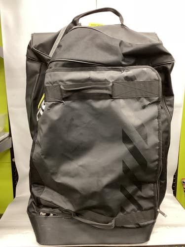 Used Bauer Sr Hockey Wheeled Black 11851-S000054245