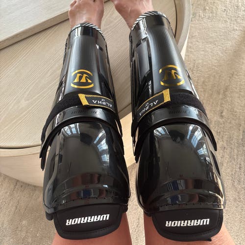 Senior Warrior Alpha LX Pro 15" Shin Pads (New)