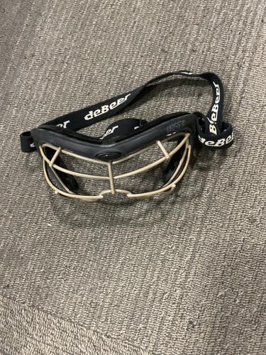 Used DeBeer GOGGLES Lacrosse Facial Protect Black MD 11614-S000246144