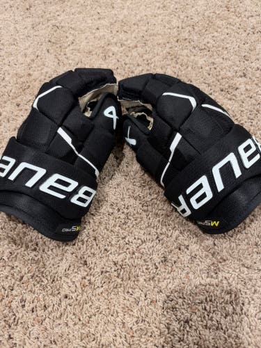 Bauer M5 Pro Gloves 14" (Used)
