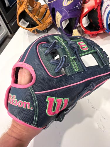 Wilson A2000 DP15 RH Infield Baseball Glove 11.5" (New)