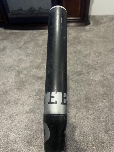 GREAT CONDITION DEMARINI WHITE STEEL 34 28 SLOW PITCH SOFTBALL BAT