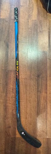 Junior Bauer Nexus Sync Right Handed Hockey Stick P88 50 Flex (Used)