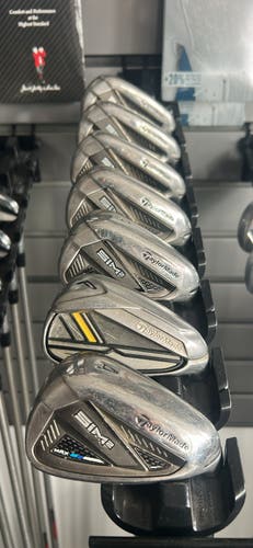 Men's TaylorMade SIM2 MAX MIX Right Handed Iron Set Regular Flex (Used)