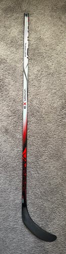 Intermediate Bauer Vapor X3 Right Handed Hockey Stick P92 50 Flex (Used)