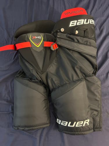 Men's Senior Small Bauer X-Shift Pro Hockey Pants (Used)