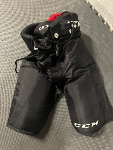 Youth Medium CCM QLT Hockey Pants (Used)